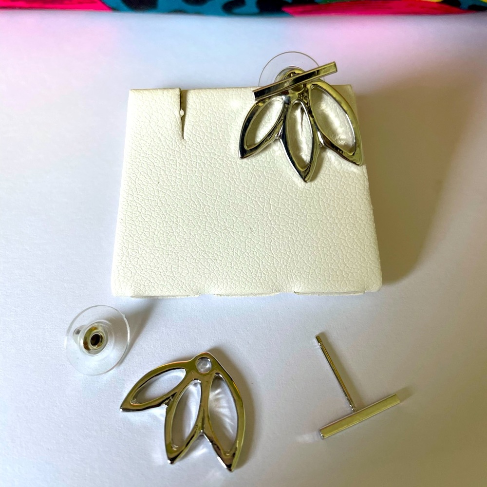 Earrings with earring jacket